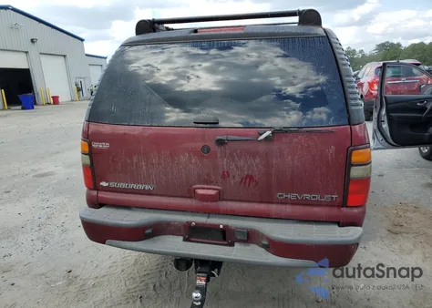 2005 Chevrolet Suburban K1500 из США, поврежденный, VIN 3GNFK16Z35G220792